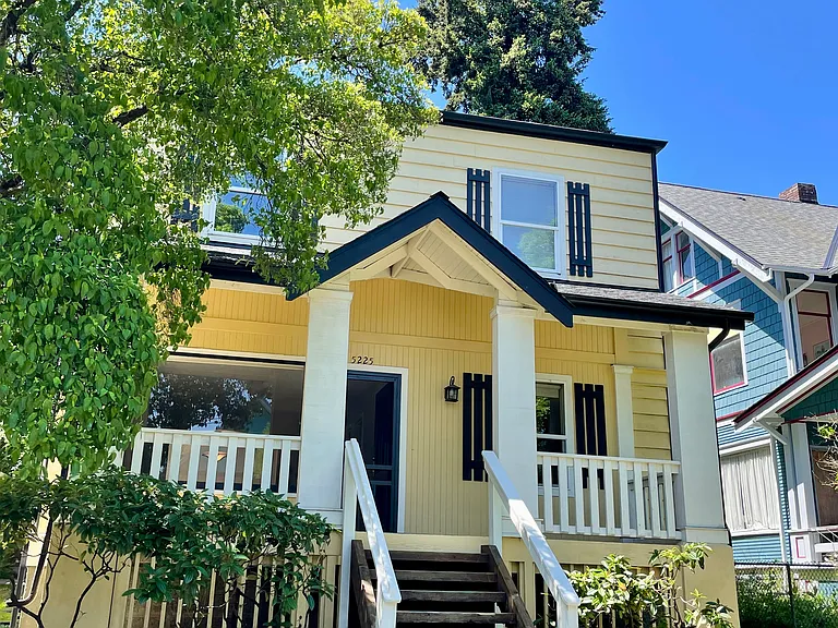 5225 19th Ave NE — Photo 17