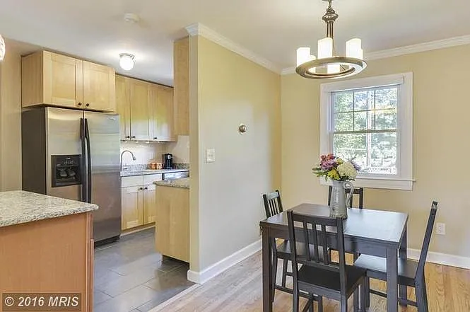 28 Mount Vernon Ave — Photo 4