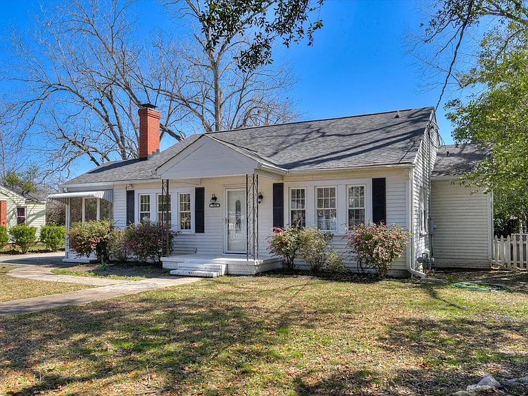 126 Horry St SE — Photo 45