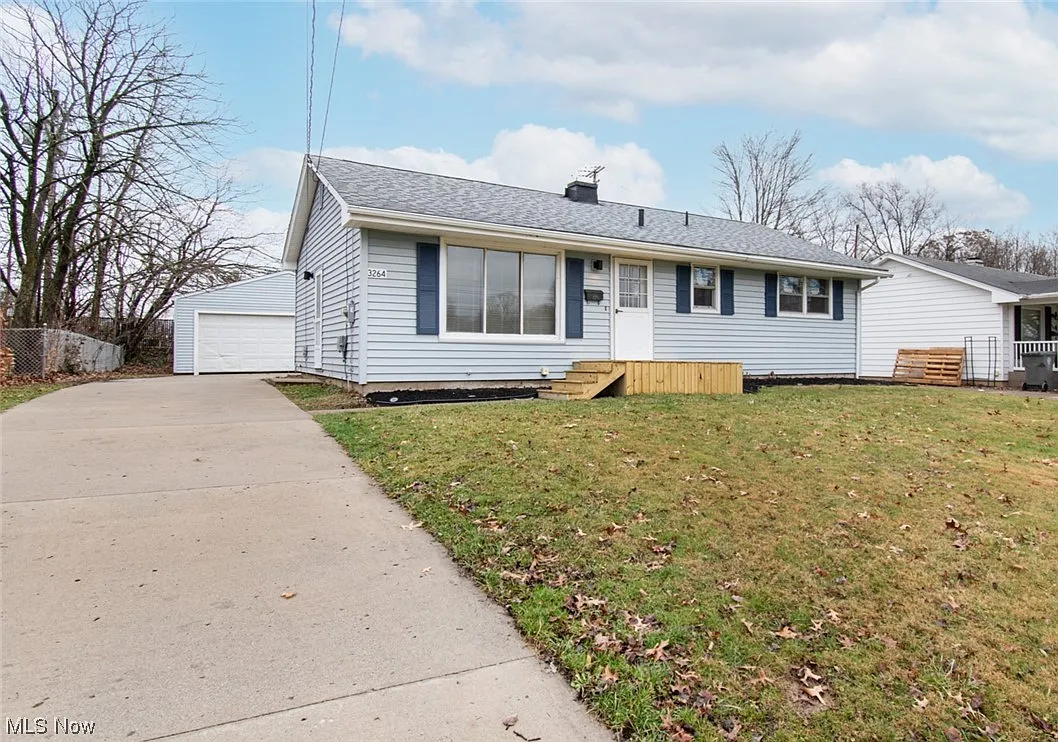3264 Sunnybrooke Dr photo 1