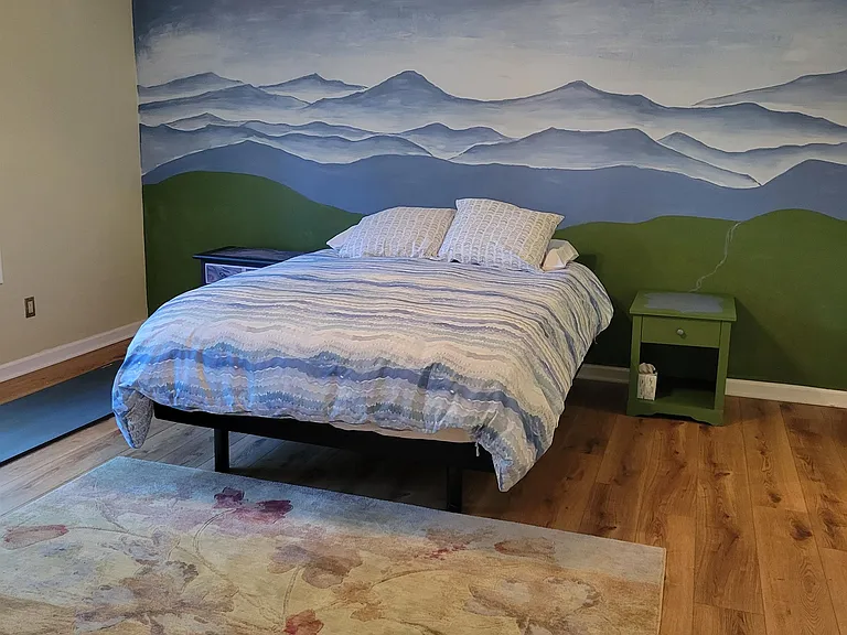 111 Gilford Ter — Photo 19