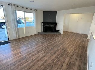 9380 3rd Ave, Hesperia, CA 92345