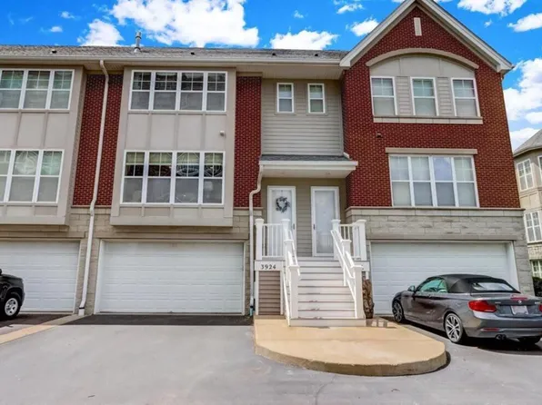 3924 South Lake DRIVE #1143, Saint Francis, WI 53235