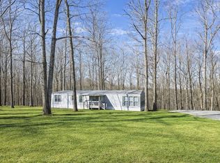 898 Overhead Bridge Rd, Hampshire, TN 38461