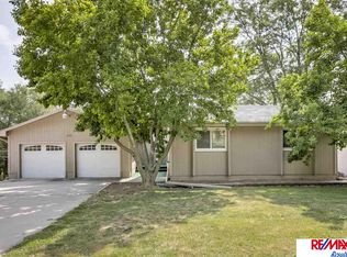 615 S 78th St, Omaha, NE 68114