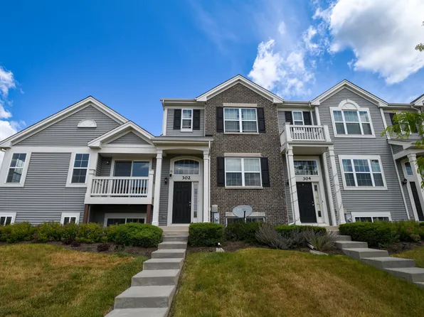 302 Niagara Dr, Volo, IL 60073