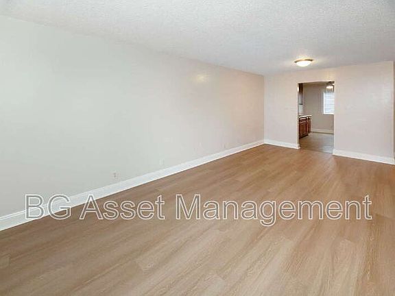 2nd image of 1600 Tyler St #C