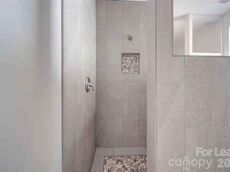 112 Rockwell Ct — Photo 20