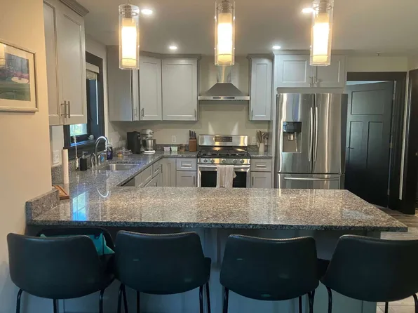 14 W Church St APT 1, Fairport, NY 14450