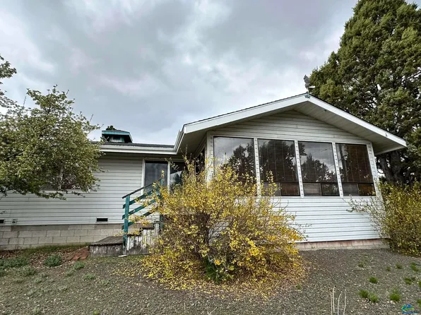 692-435 Lahonton Heights Dr, Susanville, CA 96130