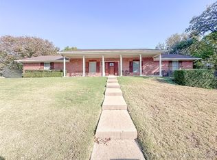 6207 E 77th St, Tulsa, OK 74136