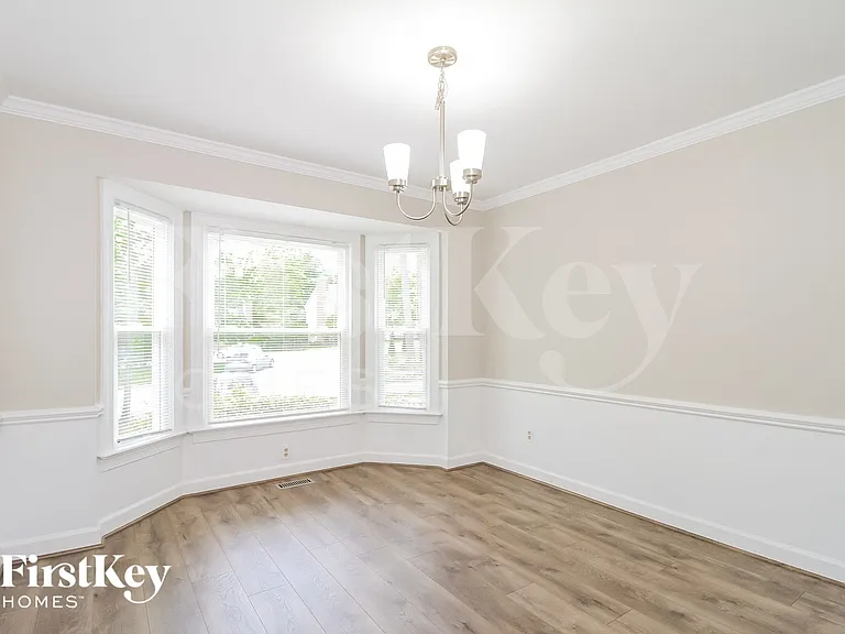 7 Swiftcreek Ct — Photo 5