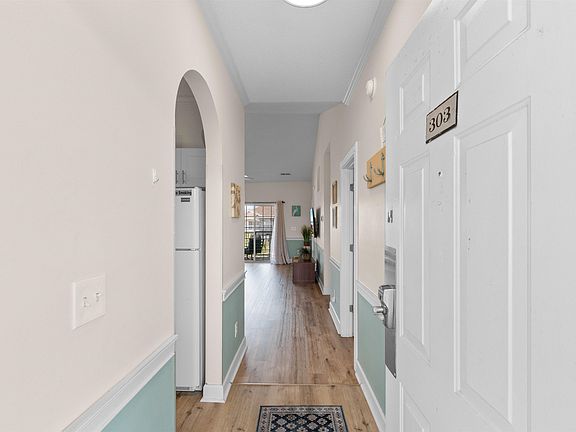 4th image of 4683 Wild Iris Dr. #303