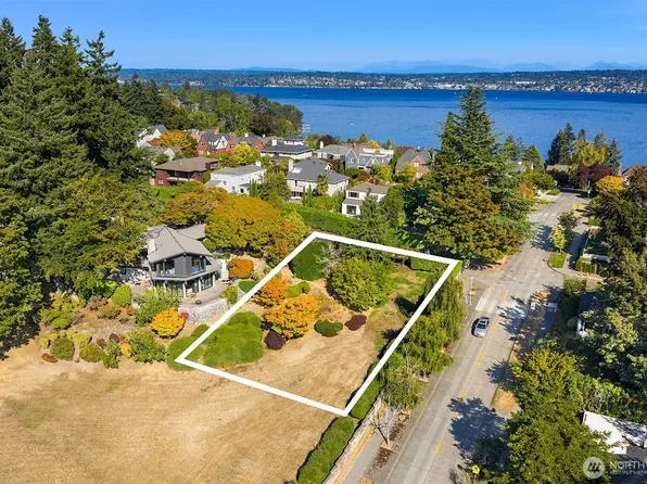 5010 NE 45th Street, Seattle, WA 98105