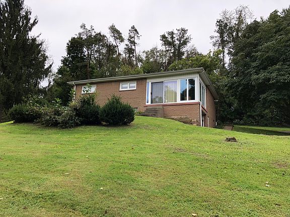 5th image of 54327 Maple Ln