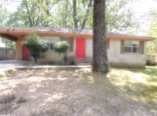 31 Southern Oaks Dr, Little Rock, AR 72209