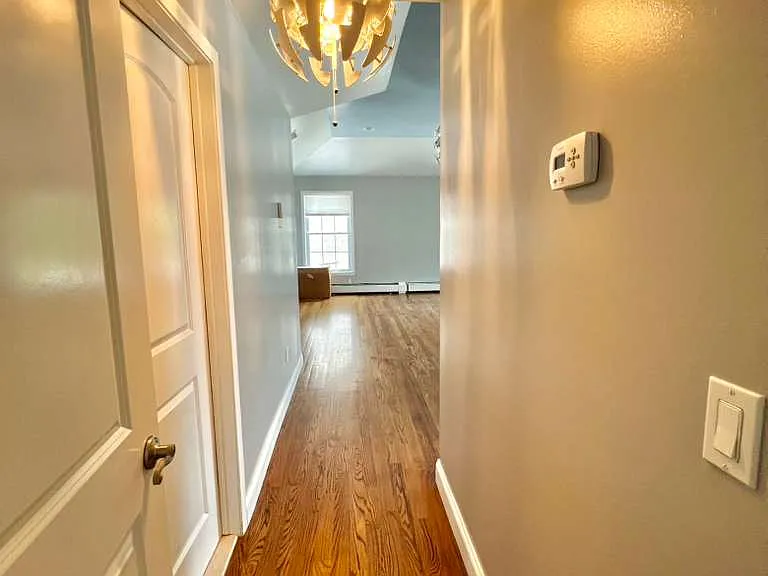 10 Apple Hill Dr — Photo 29