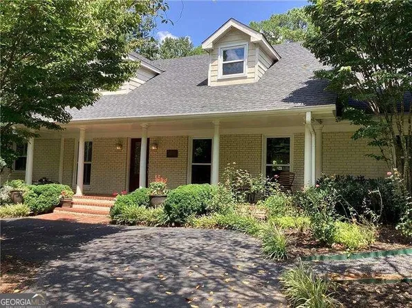 2933 Townley Cir, Doraville, GA 30340