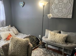 732 Bigler St, Philadelphia, PA 19148