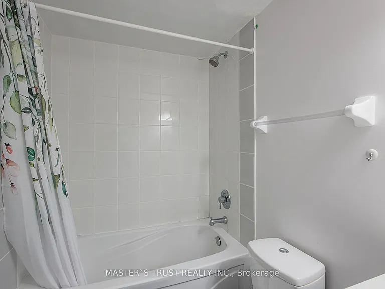 5168 Yonge St #217 — Photo 14