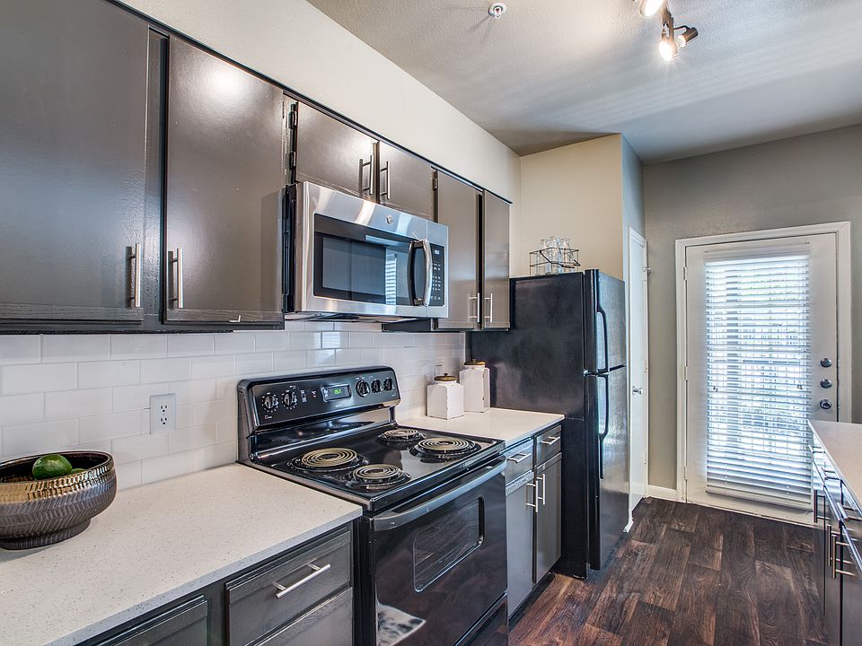 1st image of 4200 Cypress Creek Pkwy #335