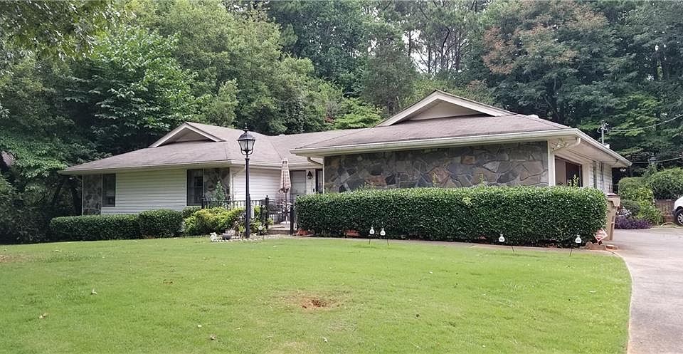 1st image of 4633 Cinco Dr