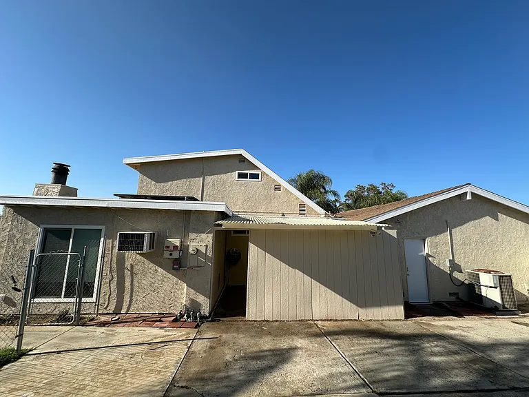 1604 Avenida Del Vis — Photo 25
