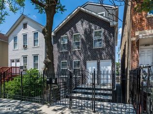 2220 W 21st Pl, Chicago, IL 60608
