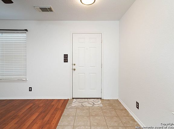5th image of 641 SAN AUGUSTINE BLVD