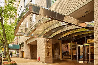 Rented by Sotheby's International Realty