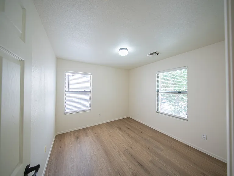 21160 E Avenida Del Valle — Photo 15