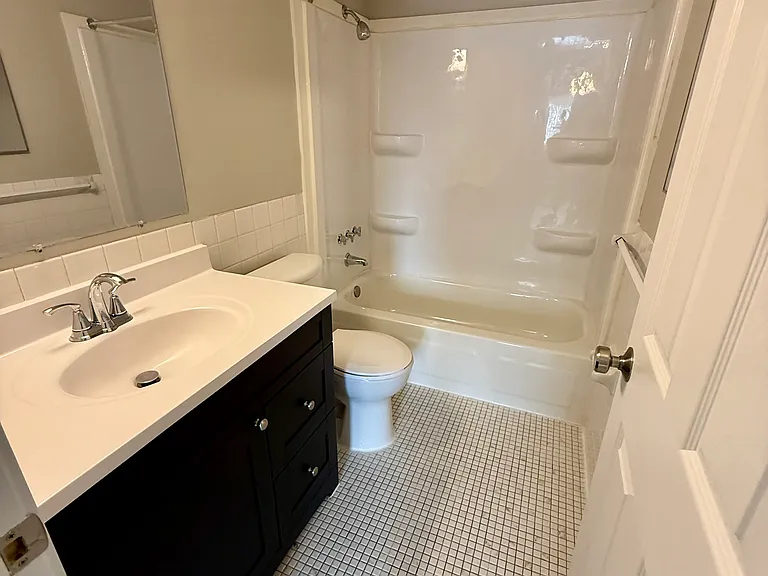 Parkview Apartments — Photo 39