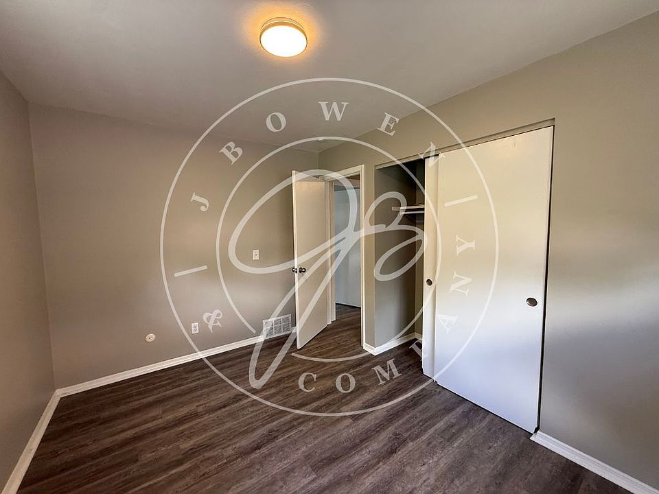 2nd image of 5834 Curson Dr