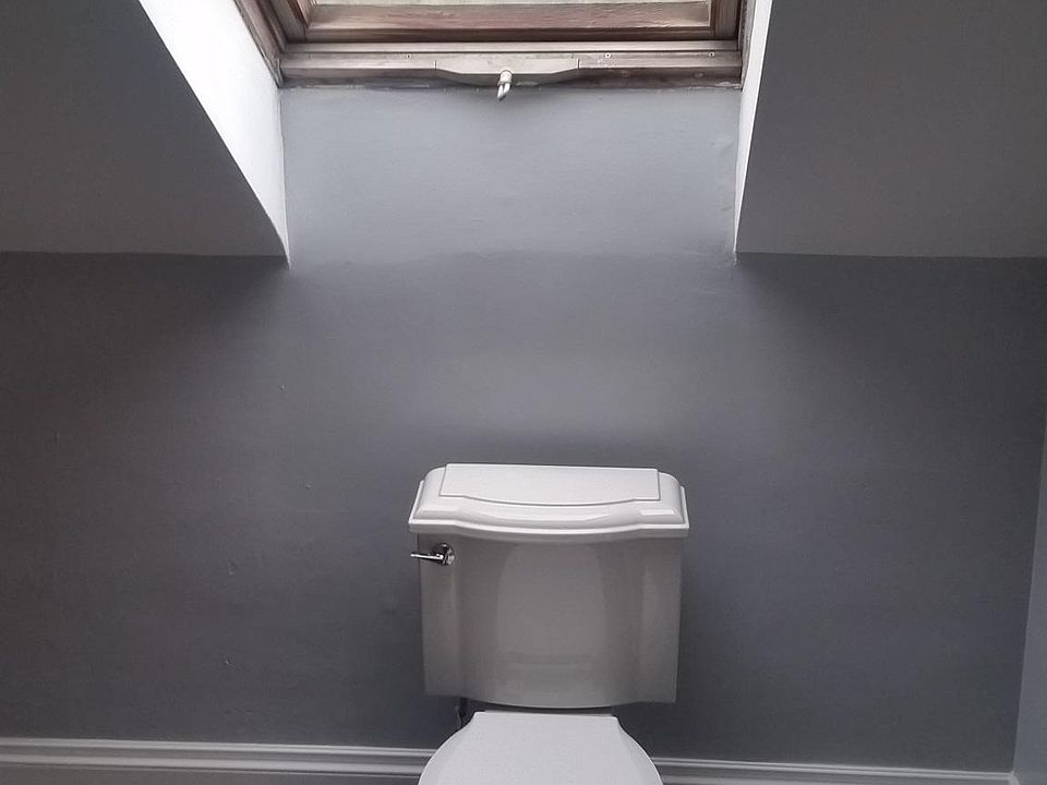2nd image of 2647 Idlewood Rd #3