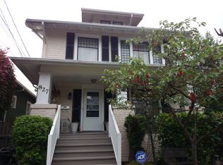 827 32nd Ave, Seattle, WA 98122