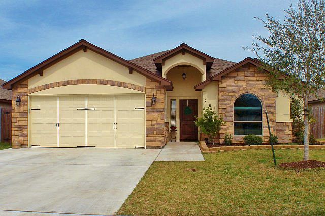 1st image of 207 Tuscany Dr