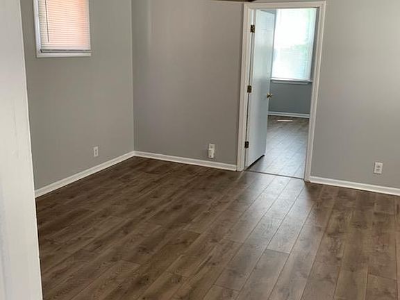 3rd image of 4632 Cecil Pl