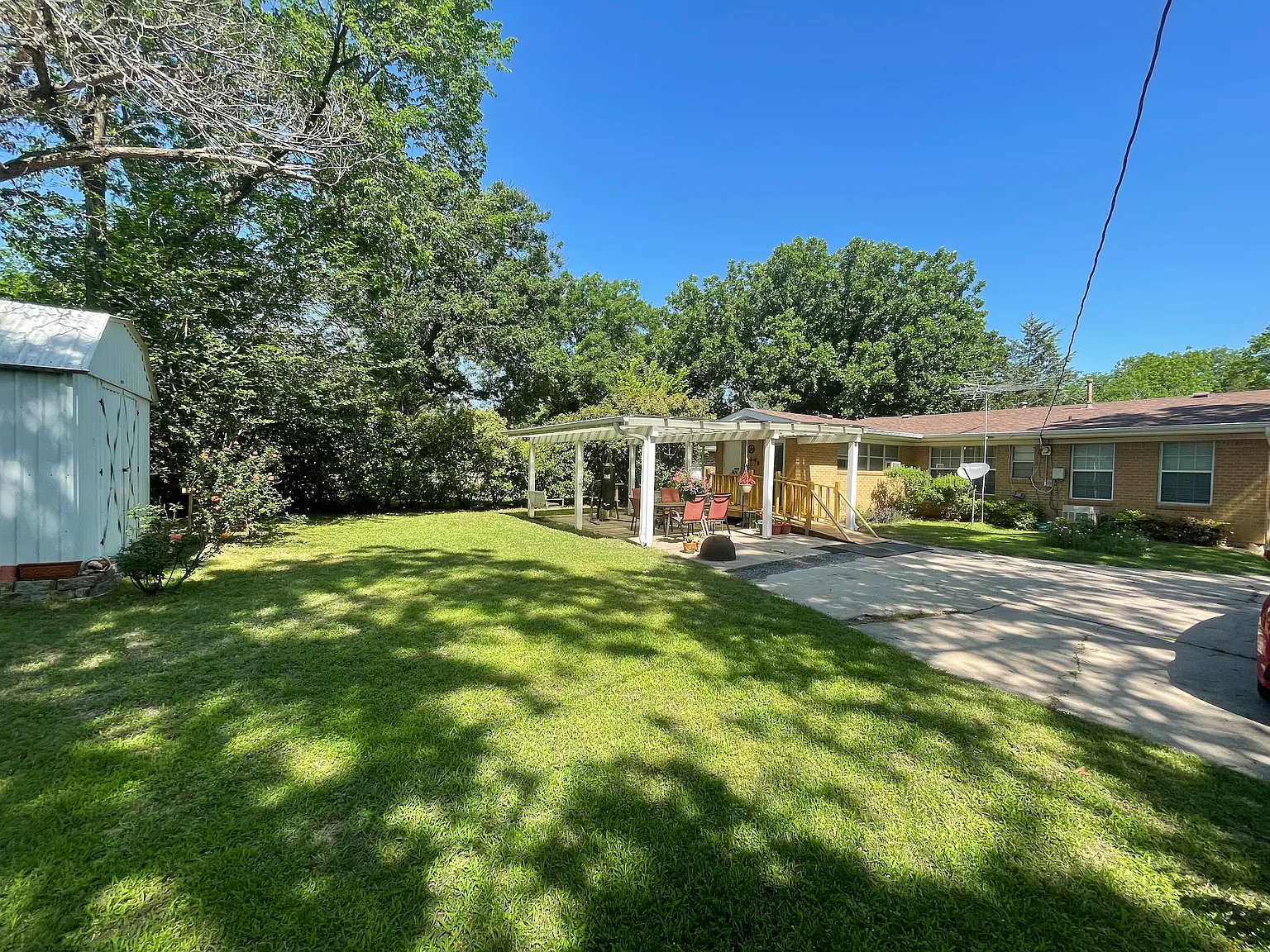 1419 Linden Dr. - 1 — Photo 3