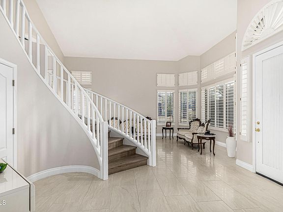 4th image of 21134 N 69TH Drive