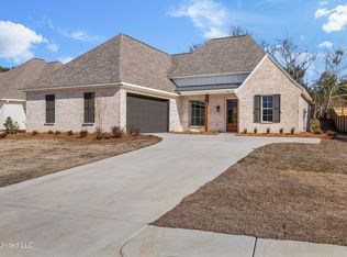 112 Harbor View Dr, Madison, MS 39110