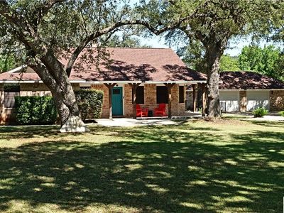 611 Rainbow Rdg, Canyon Lake, TX, 78133