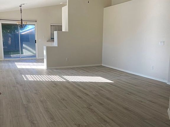 2nd image of 8429 W Ross Ave