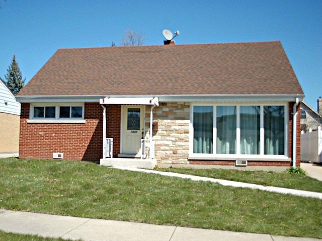 1st image of 7845 N Odell Ave