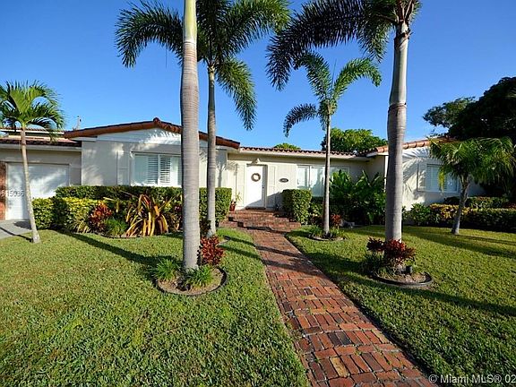 2nd image of 1428 Certosa Ave