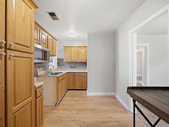4th image of 1711 Prigmore Rd