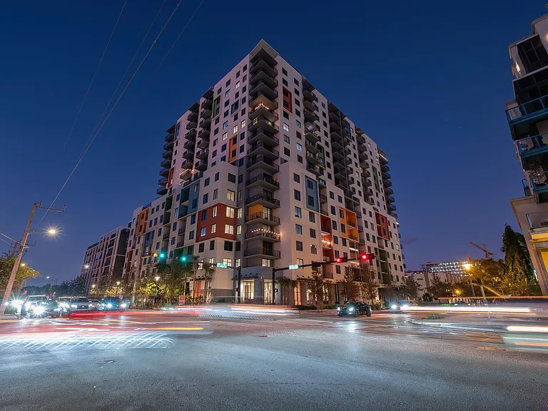 600 N Andrews Ave #604 — Photo 58