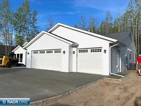 2nd image of 5091 Owens Way