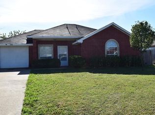 1101 Melody Cir, Kaufman, TX 75142