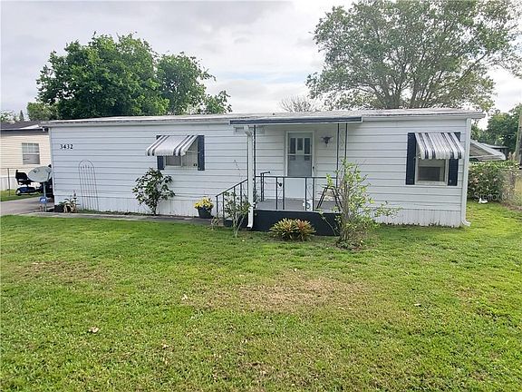 2nd image of 3432 SE 34th Ave
