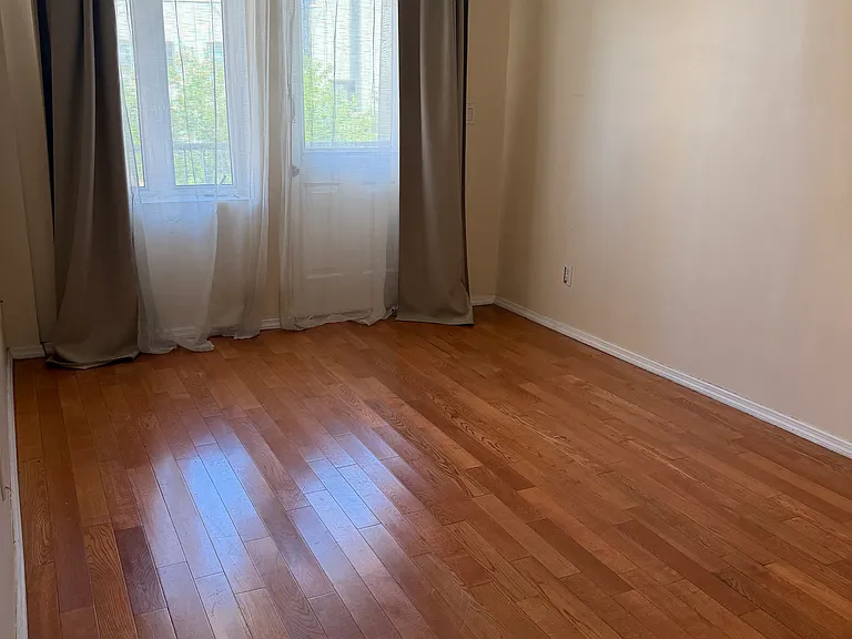2925 Brighton 8th St #4B — Photo 4